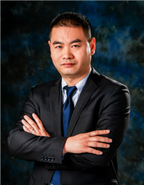 贺天强律师照片