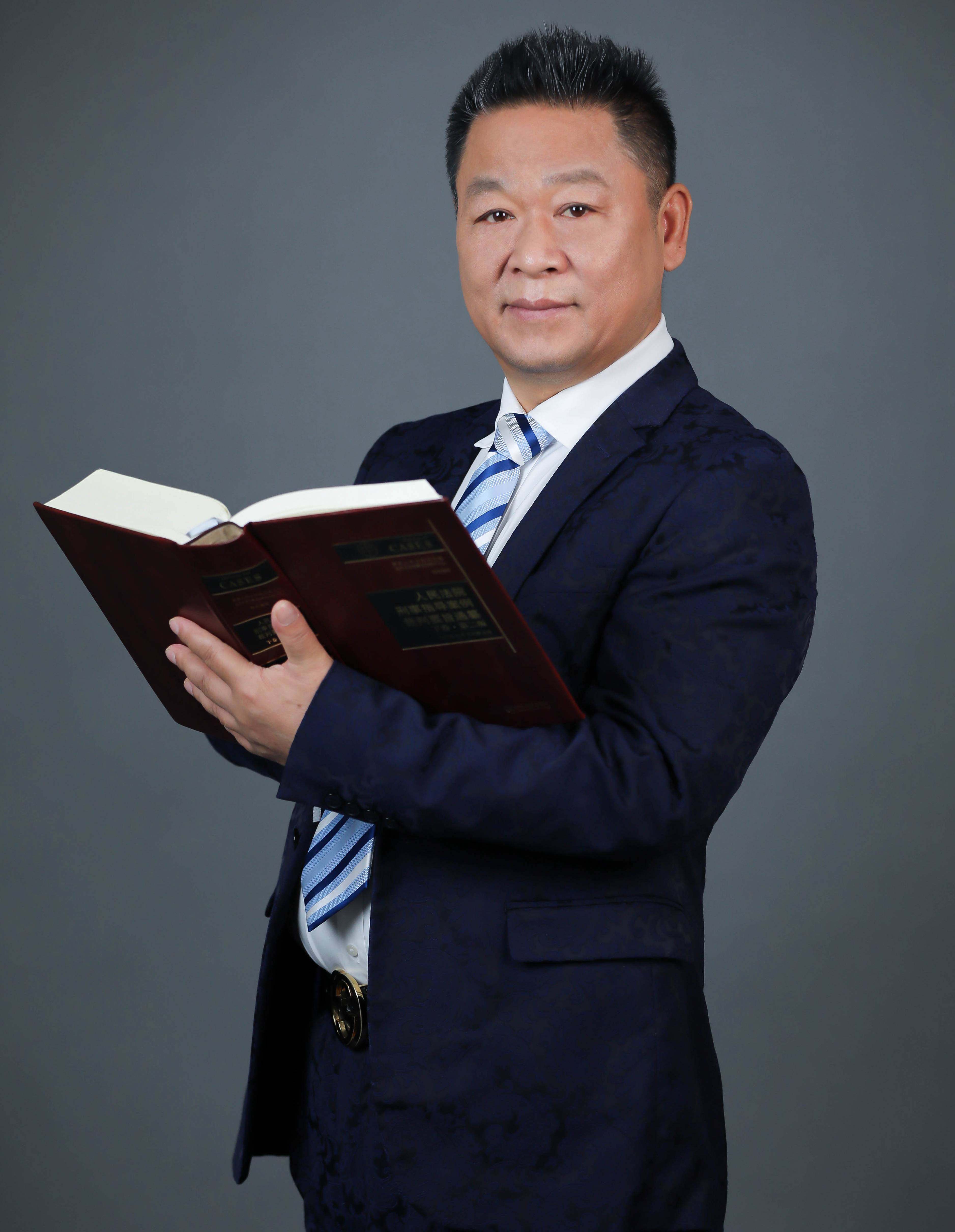 韩宝玉律师照片